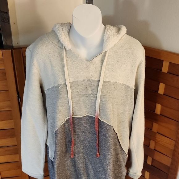 Maurices brand hooded sweatshirt - Picture 2 of 11